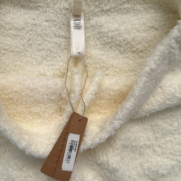 Skims Cozy Knit USA lounge set 🔥 - Picture 5 of 5